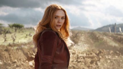 wanda maximoff looking over her shoulder