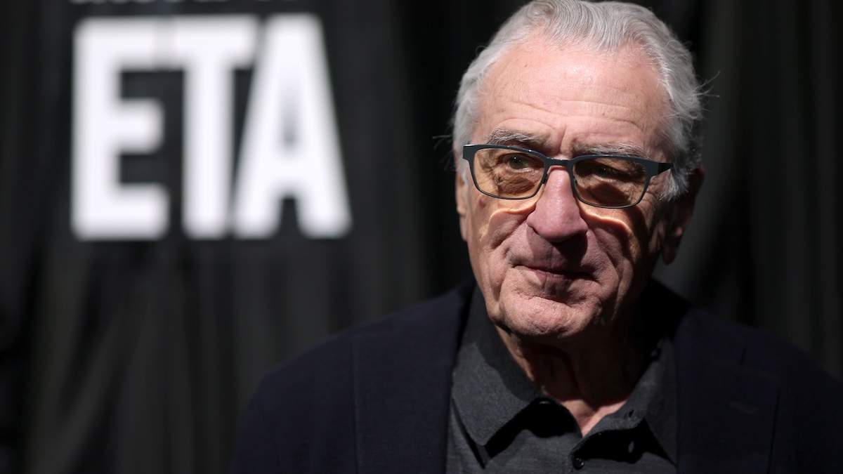 robert de niro at a premiere